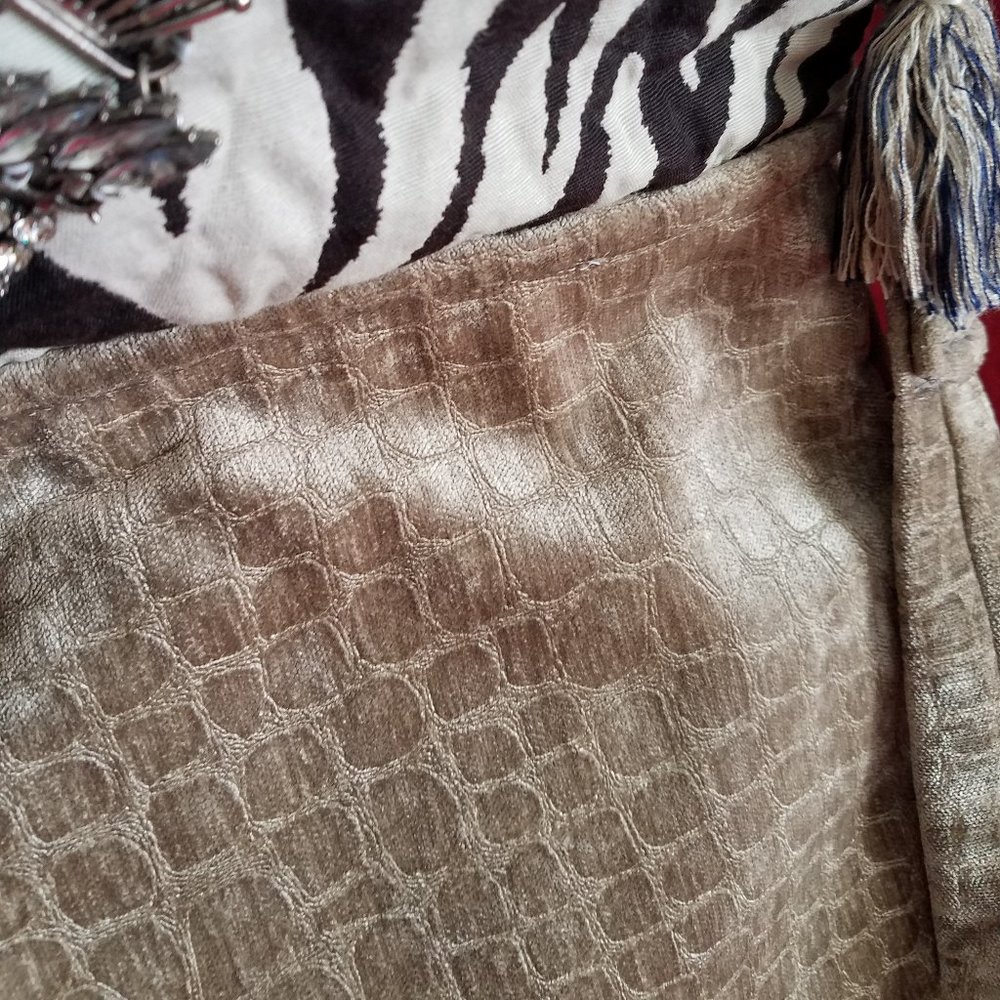 "One of a kind" Handmade Purse - Picture 13 of 16